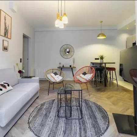 Apartment Charming Near Saint-lazare 4p *